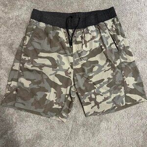 Large Rhone OG Bullitt Shorts Camo 9" Inseam